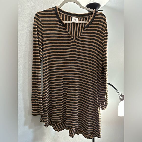 CAbi Slant Tee Tunic Style 3629 Size Small - Picture 4 of 16